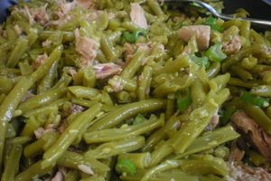 Salata de fasole verde cu ton. Reteta salata de fasole verde cu ton